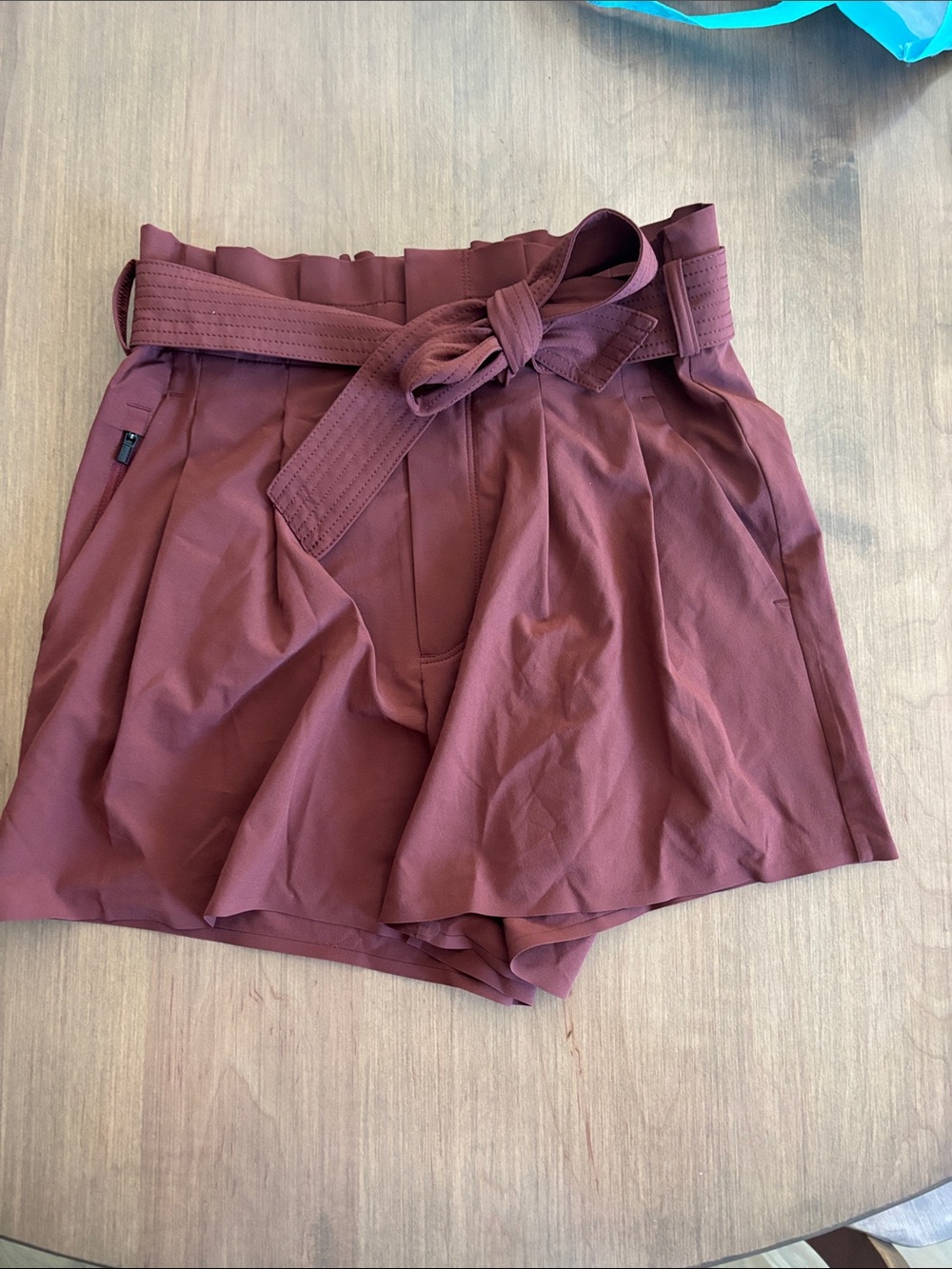 Athleta Skyline Shorts in Maroon
